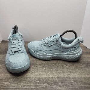 VANS UltraRange NEO VR3 Wave Blue Womens Size 7.5 Gym Shoes New